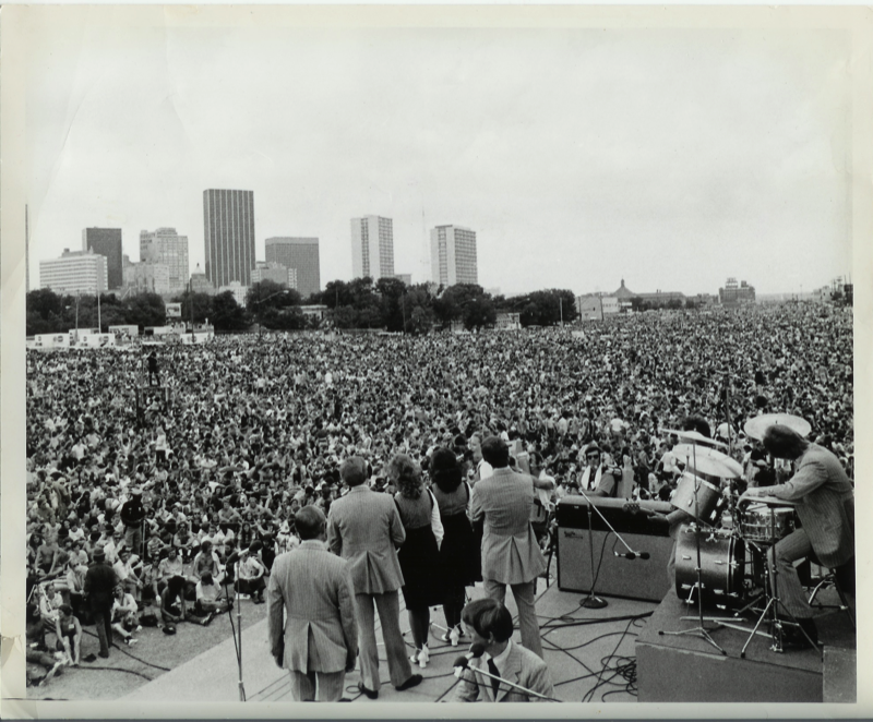 Singing for 250,000 at Expo 1970 in Dallas